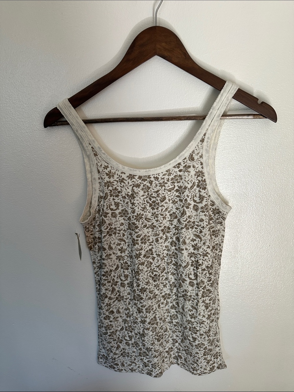 American Eagle Outfitters Cream and Taupe Floral Tank - Picture 3 of 3